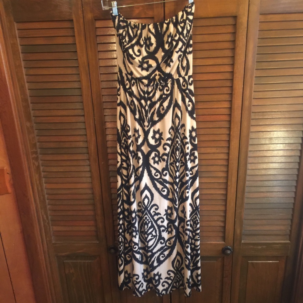STRAPLESS MAXI